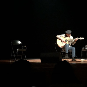 在公上被操日本学生
